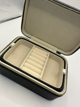 Leather Jewelry Box Meduim